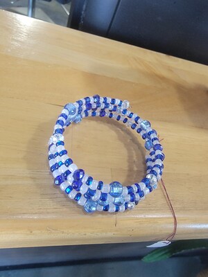 Blue, White, and Clear Beaded Memory Wire Bracelet - image1